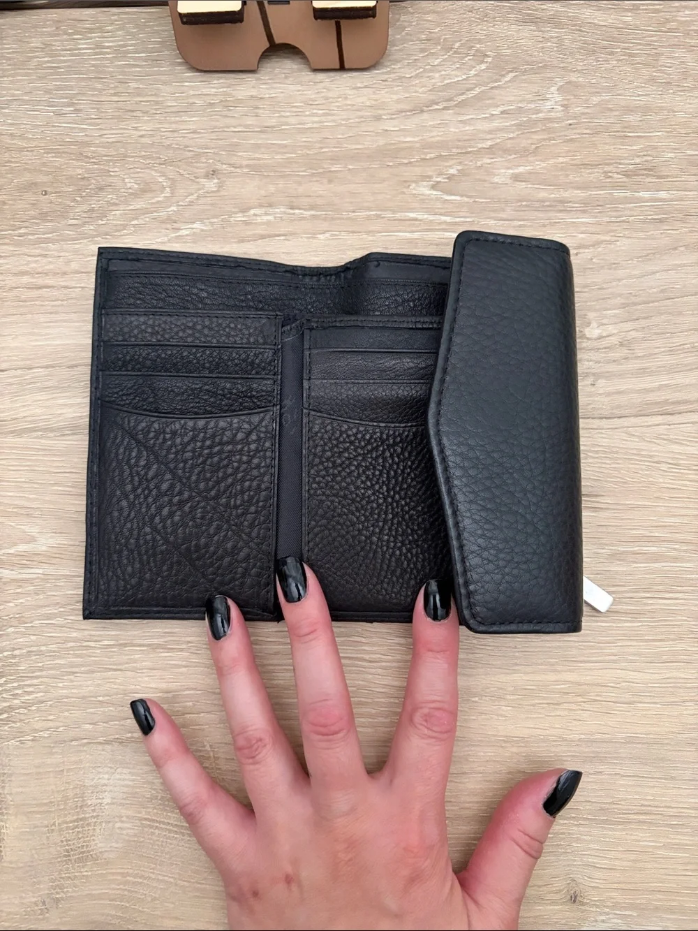Fossil pebbled leather